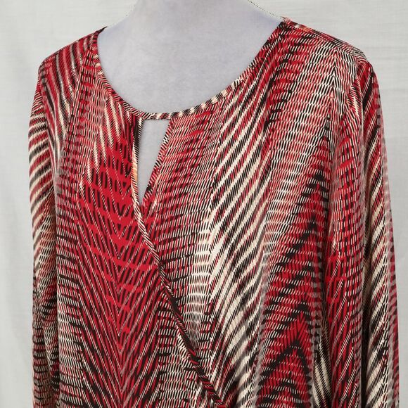 Chicos Top 3 Womens XL 16 Red Beige Faux Wrap Crinkle Bubble Hem Blouse - Picture 8 of 11
